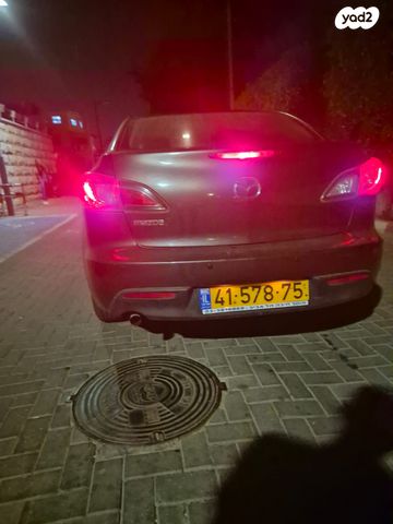 מאזדה 3