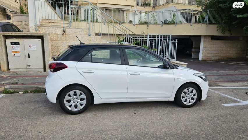מודעת רכב יונדאי i20