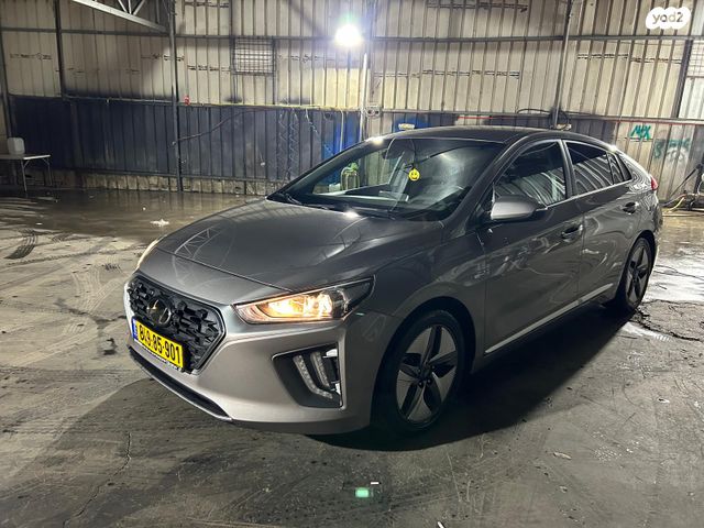 יונדאי איוניק