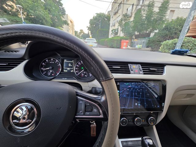 סקודה אוקטביה 