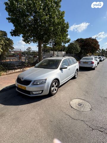 סקודה אוקטביה