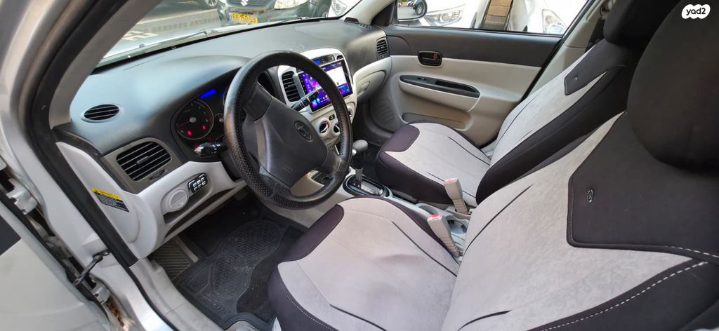 יונדאי אקסנט i25