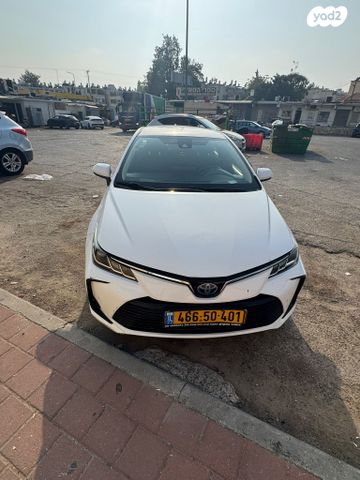 טויוטה קורולה