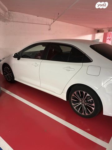 טויוטה קורולה