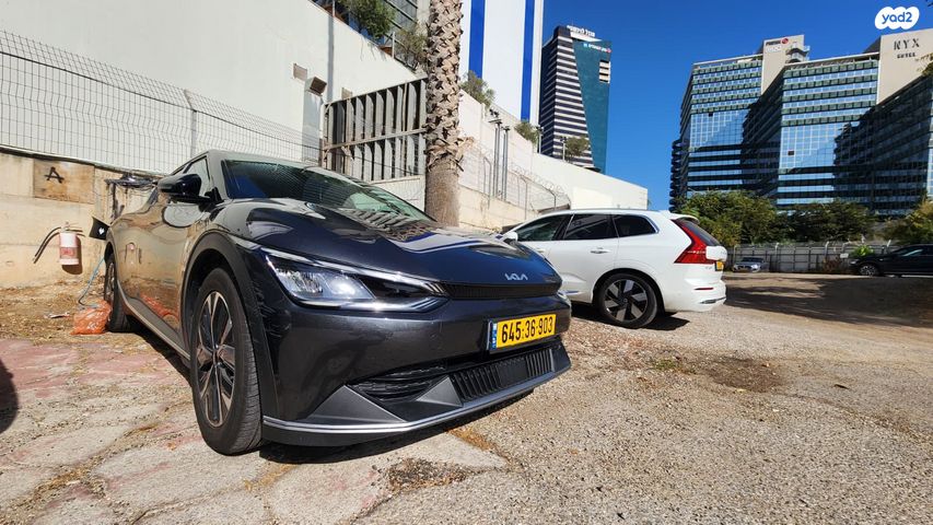 מודעת רכב קיה EV6