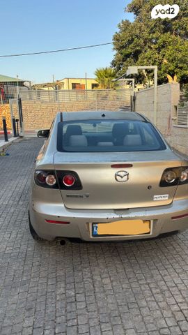 מאזדה 3