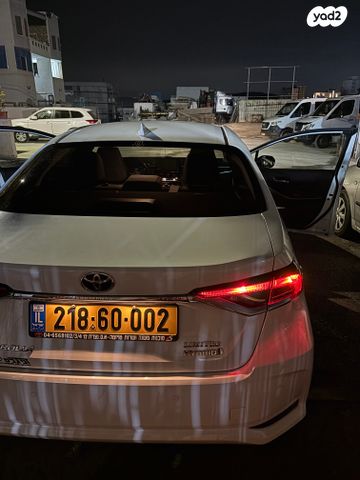 טויוטה קורולה