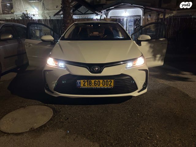 טויוטה קורולה