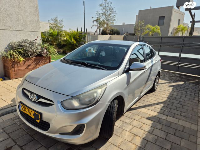 מודעת רכב יונדאי אקסנט i25