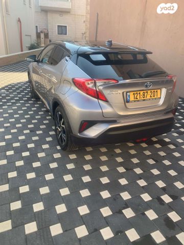 טויוטה C-HR