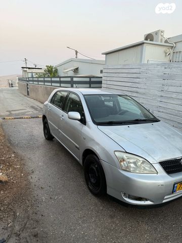 טויוטה קורולה