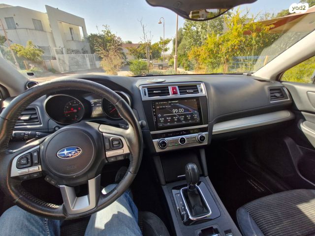 סובארו אאוטבק