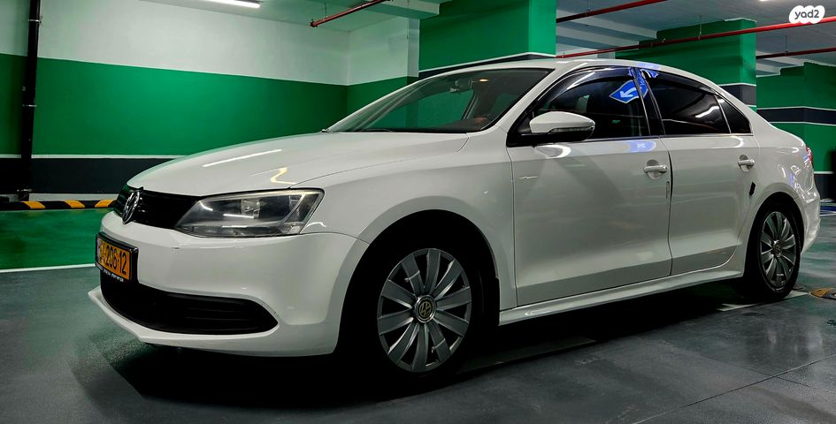 מודעת רכב פולקסווגן ג'טה 