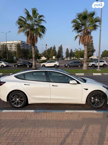 טסלה מודל 3