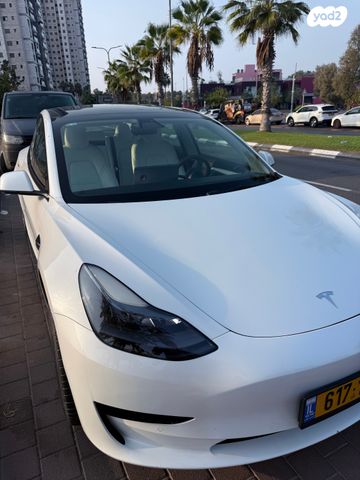 טסלה מודל 3