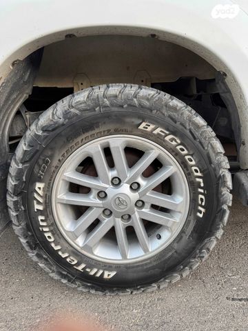 טויוטה היילקס