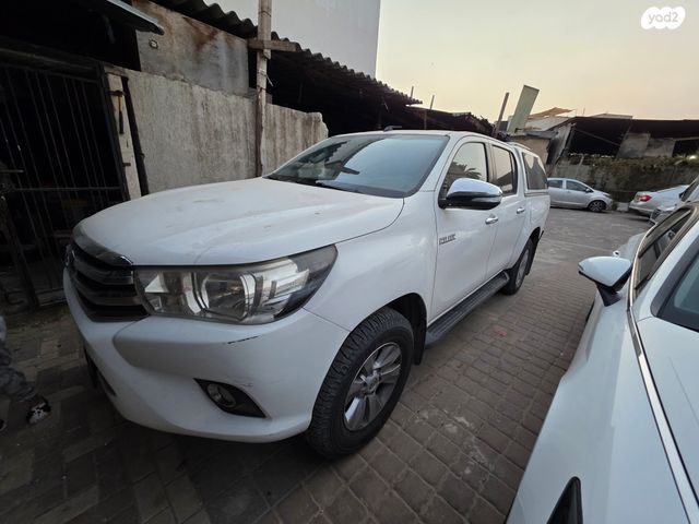 מודעת רכב טויוטה היילקס