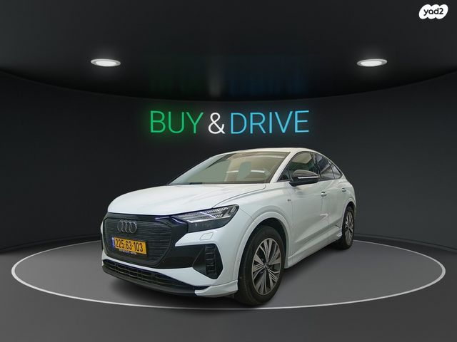 מודעת רכב אאודי Q4 e-tron