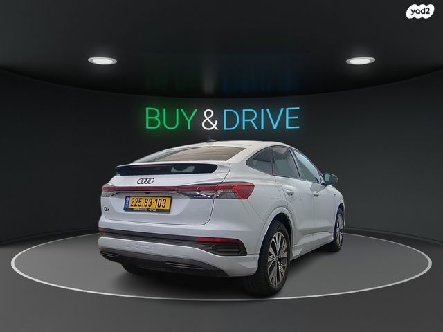 אאודי Q4 e-tron