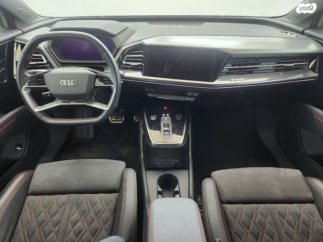 אאודי Q4 e-tron