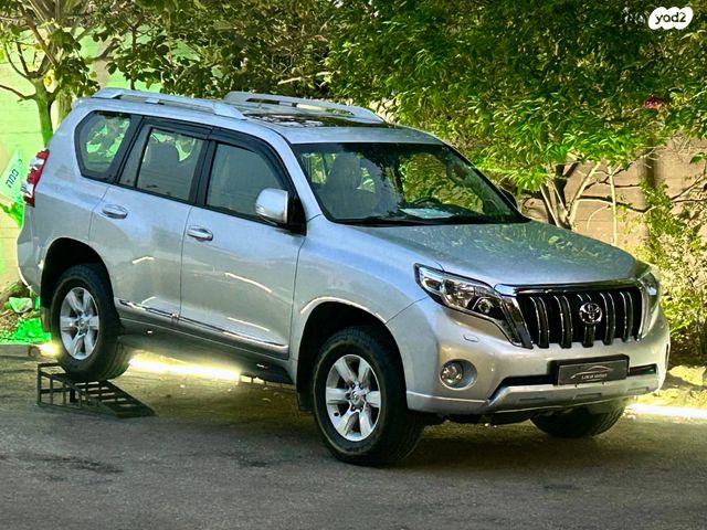 מודעת רכב טויוטה לנד קרוזר