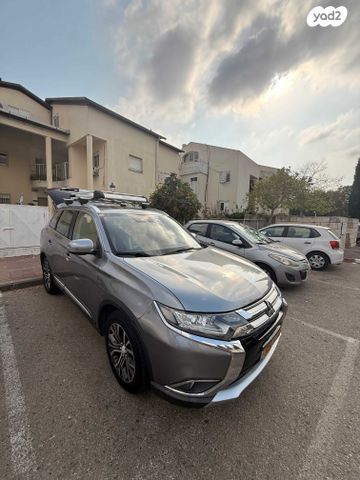 מיצובישי אאוטלנדר