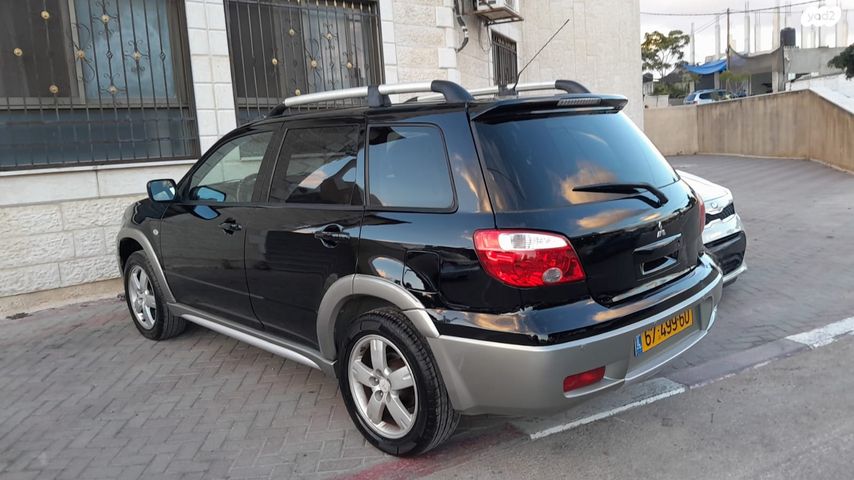 מודעת רכב מיצובישי אאוטלנדר