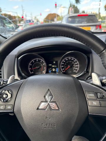 מיצובישי ASX