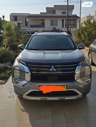 מיצובישי אאוטלנדר