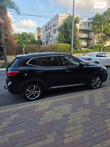 מודעת רכב אם ג'י EHS PHEV