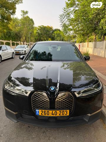 מודעת רכב ב מ וו iX