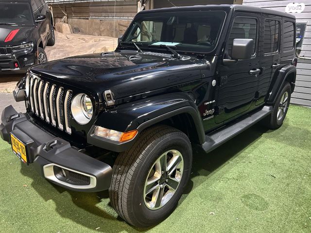 מודעת רכב ג'יפ רנגלר