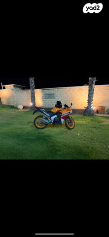 הונדה CBR125R