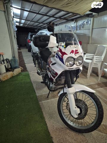 מודעת רכב הונדה XRV750 אפריקה טווין