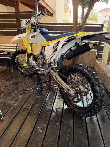 הוסקוורנה TE300