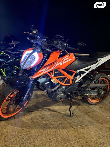 KTM Naked Duke 390
