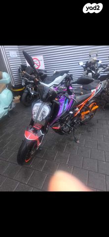 KTM Naked Duke 125