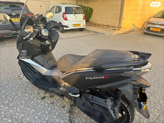 מודעת רכב סאן יאנג קרוזים 300 אלפא