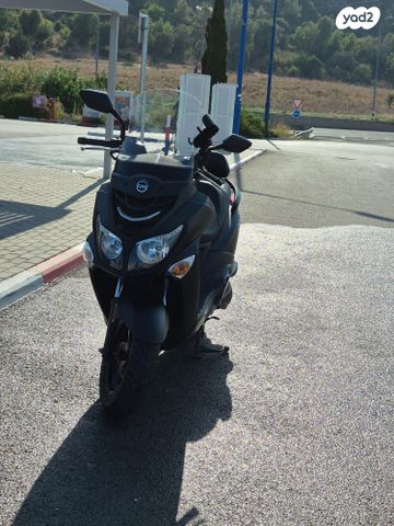 מודעת רכב סאן יאנג ג'וי רייד 200