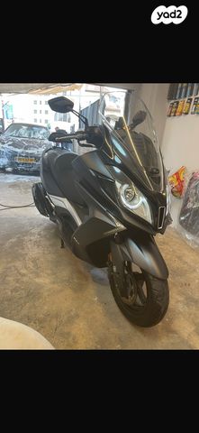 מודעת רכב קימקו דאון-טאון 350