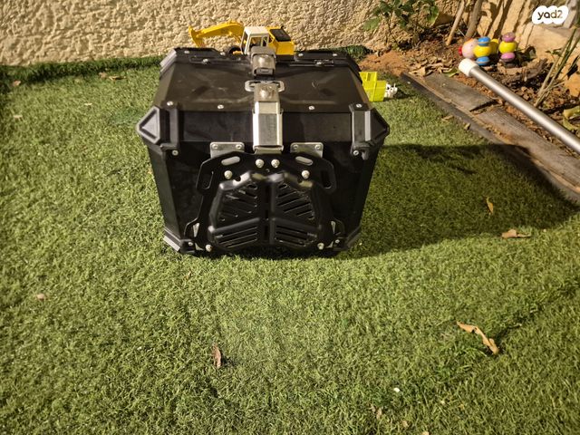 feedItemObj.data.row_1