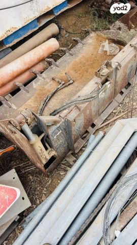 feedItemObj.data.row_1