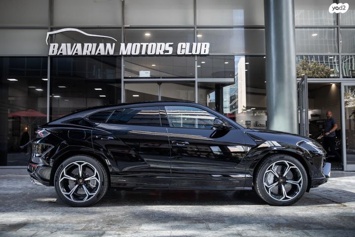 למבורגיני אורוס