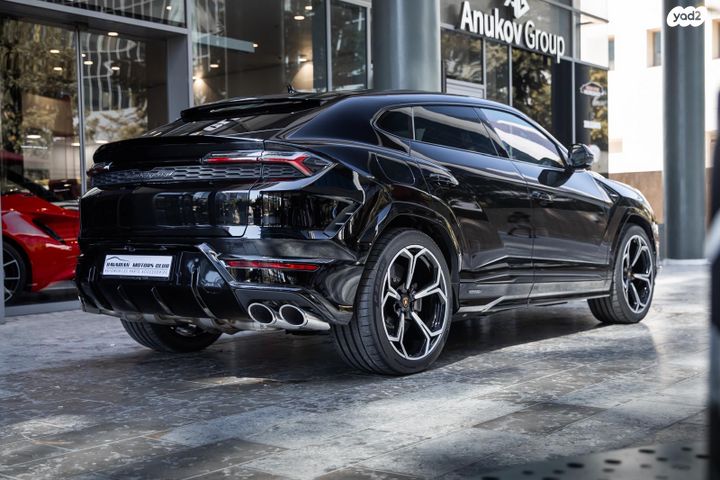 למבורגיני אורוס