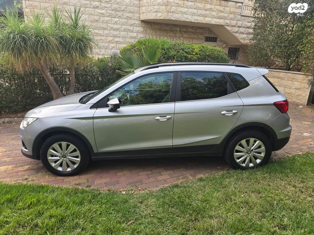 מודעת רכב סיאט ארונה