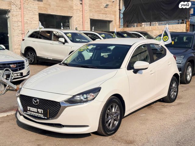 מודעת רכב מאזדה 2