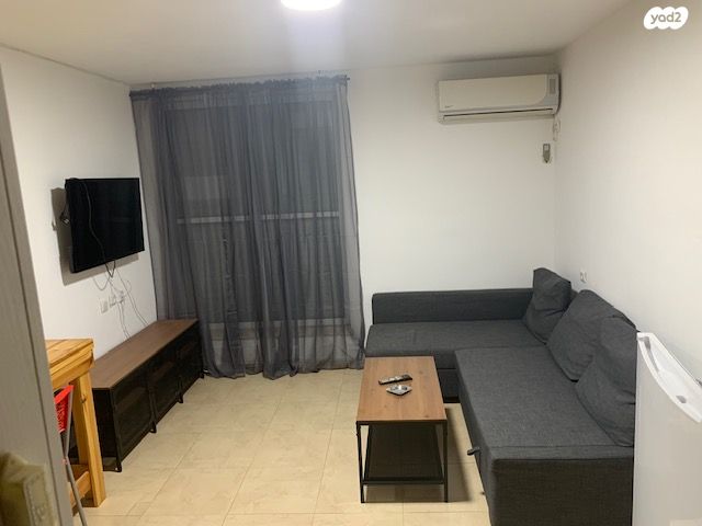 שאול המלך 131