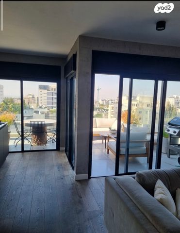 גג/ פנטהאוז, חד נס 29, נגבה, רמת גן