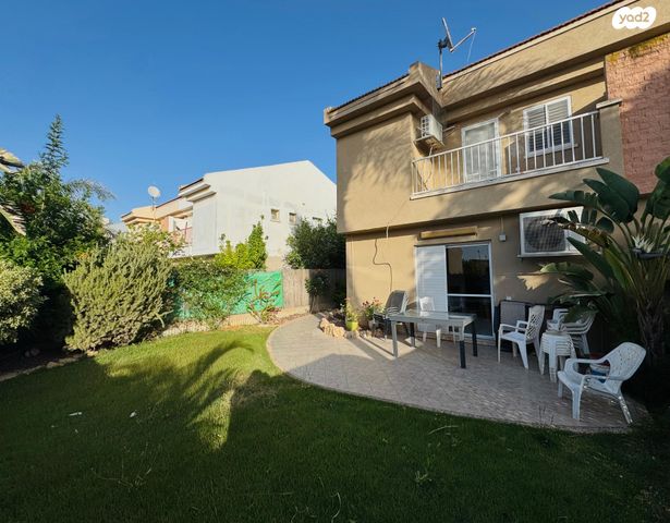 בית פרטי/ קוטג', מרים ילן שטקליס 54, נווה מנחם, באר שבע