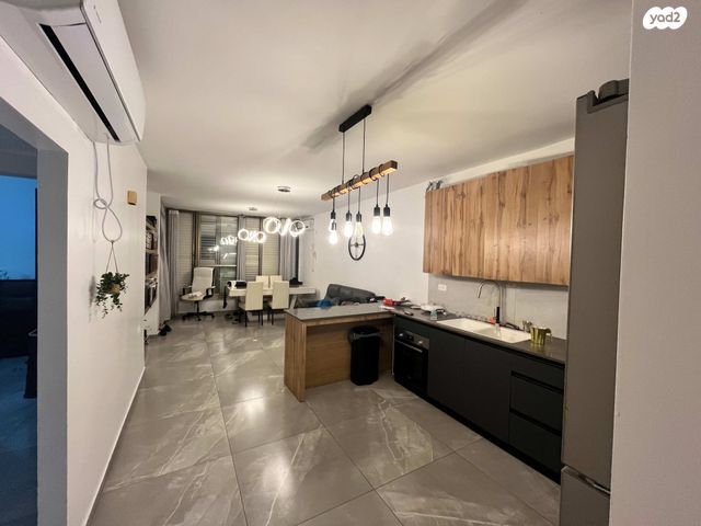 הרמן צבי שפירא 22